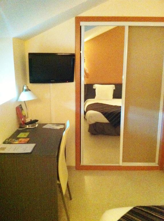 Fasthotel Le Rale Des Genets - Un Hotel Fh Collection Dun-sur-Meuse Pokoj fotografie